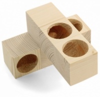 Игрушка-лабиринт для мелких животных деревянный, 135*85*135мм